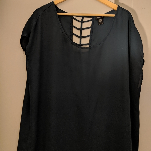 Torrid plus shirt - Picture 7 of 7